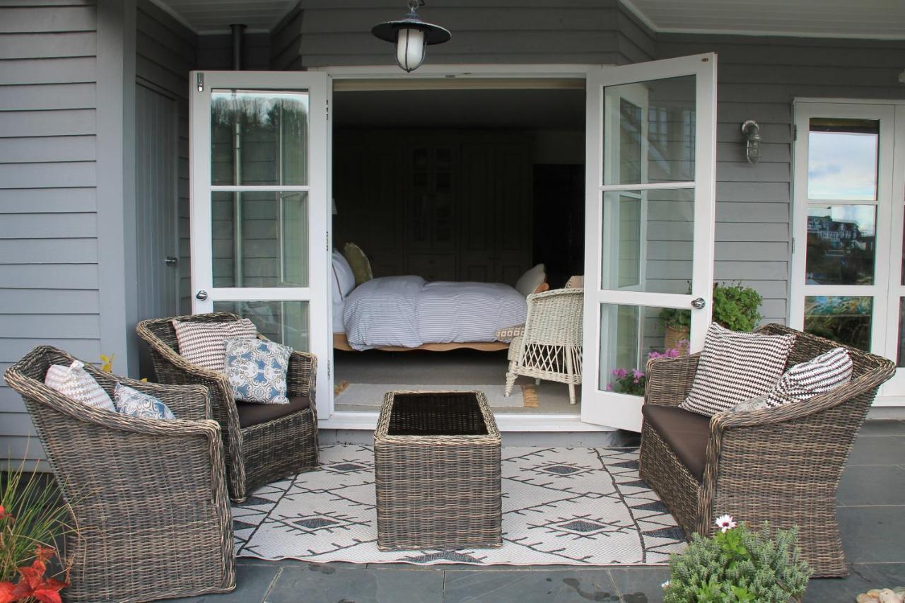 Compass Rose Bed and Breakfast Dartmouth Exteriör bild