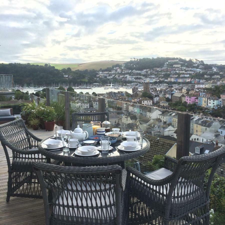 Compass Rose Bed and Breakfast Dartmouth Exteriör bild